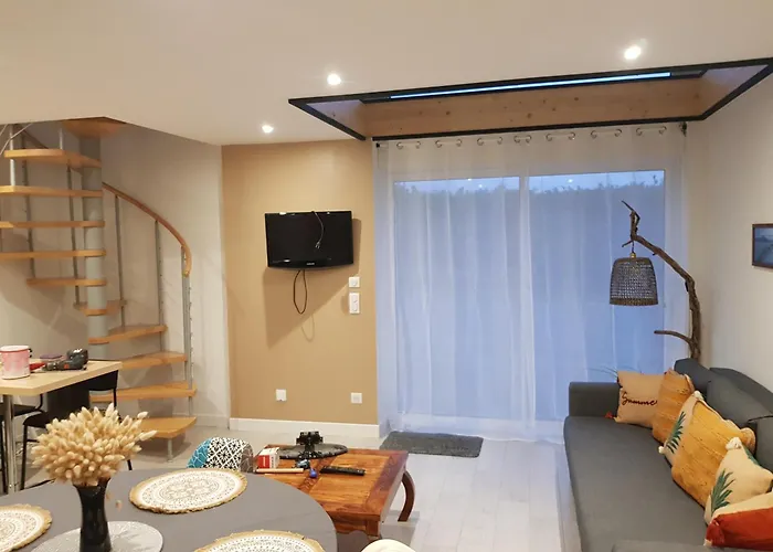 La Petite Madeleine Apartment *